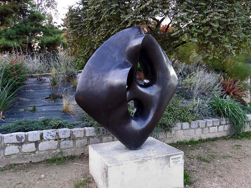Ochicagogo Bronze Antoine Poncet 1979 Museum outdoor sculpture garden Tino Rossi St